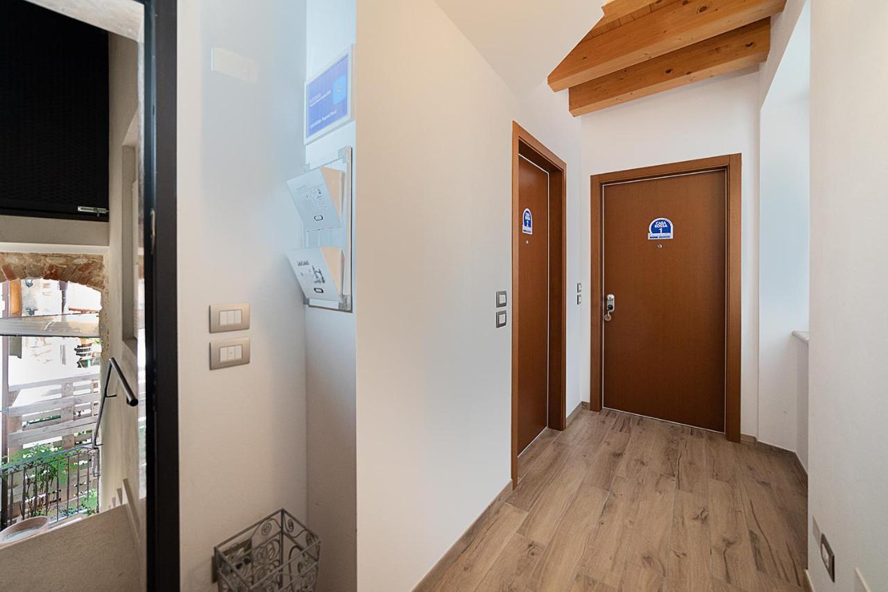 Vila Casa Rossa - Regarda Travel Bardolino Exteriér fotografie