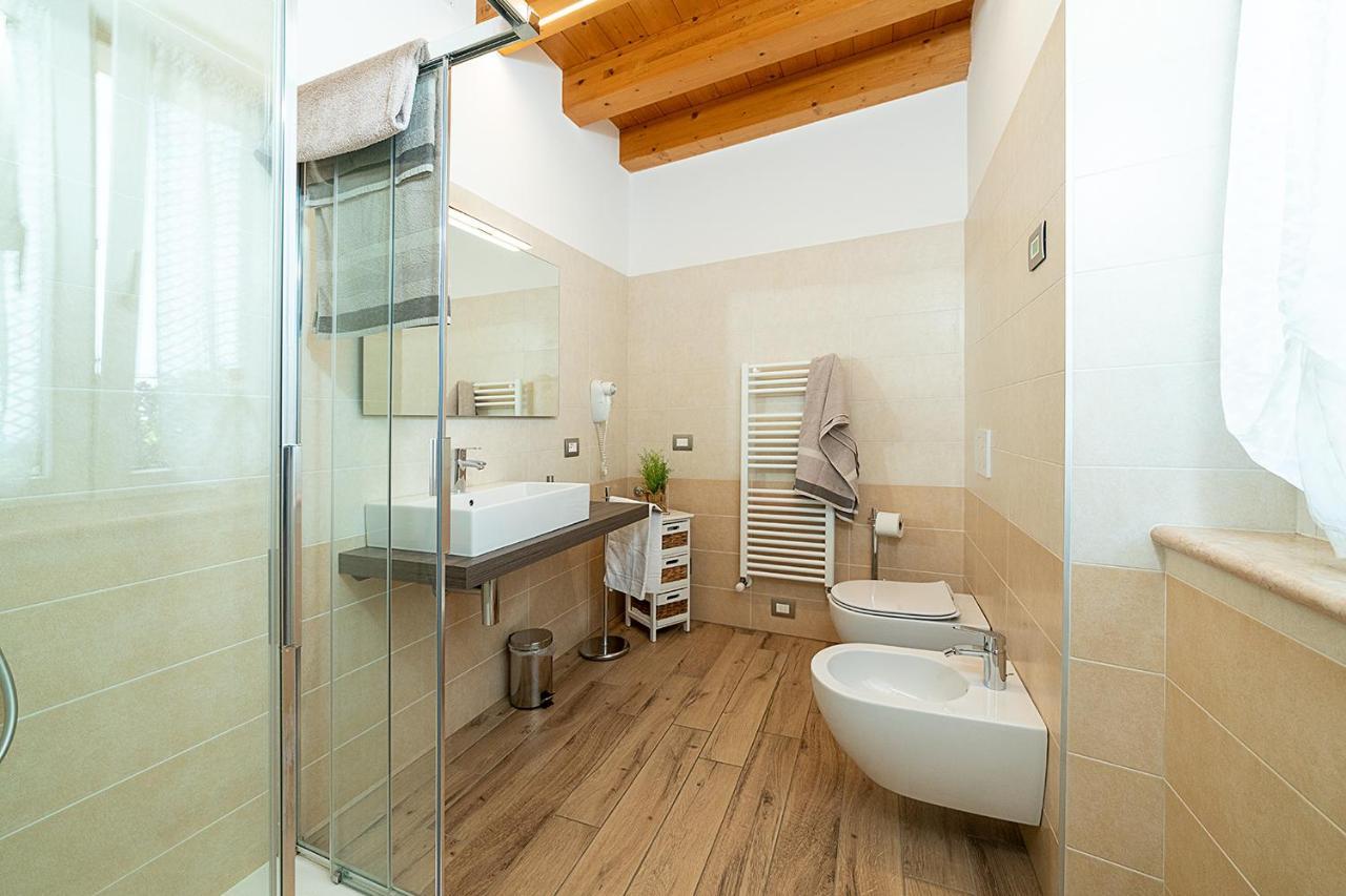 Vila Casa Rossa - Regarda Travel Bardolino Exteriér fotografie