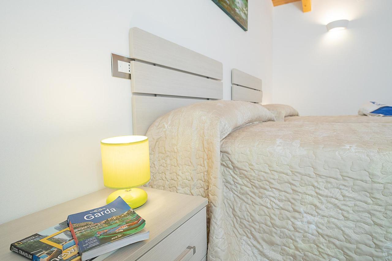 Vila Casa Rossa - Regarda Travel Bardolino Exteriér fotografie