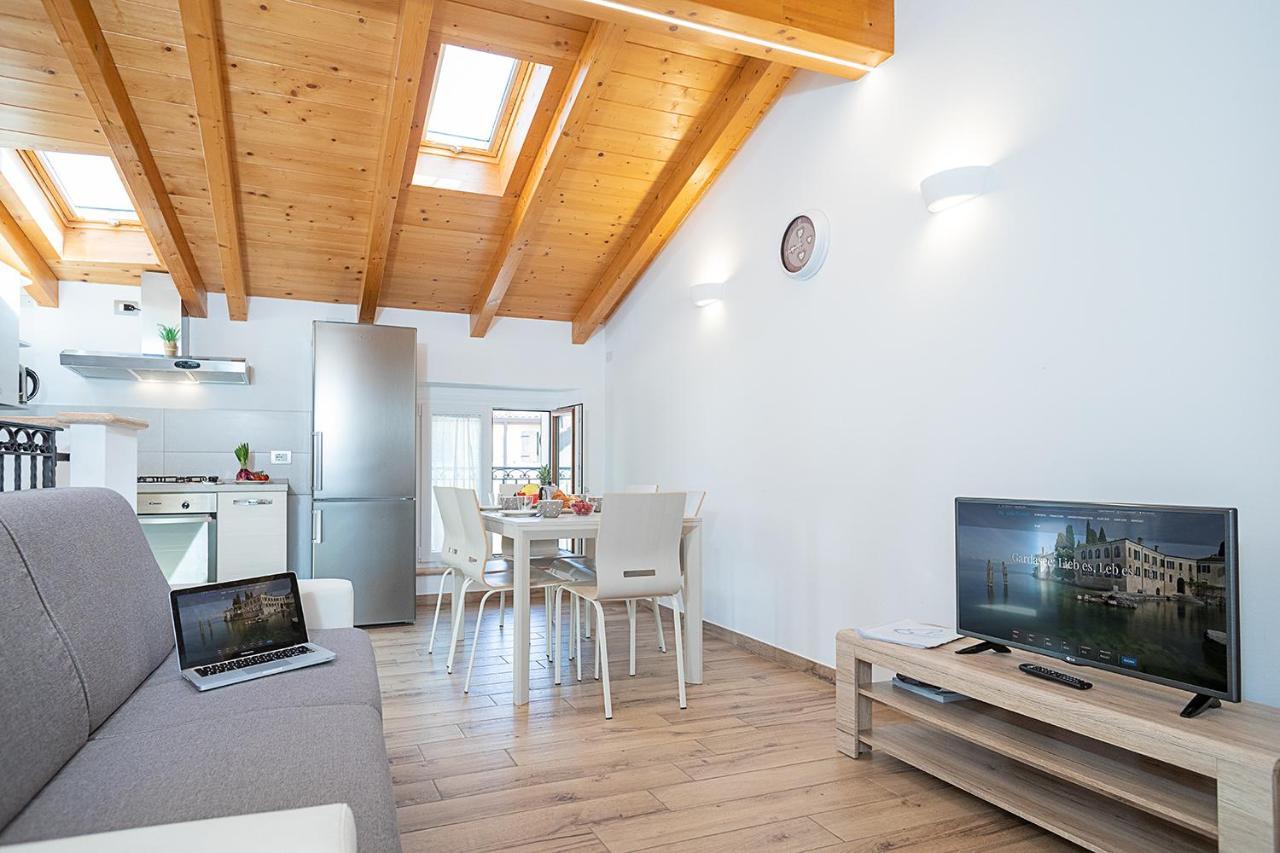 Vila Casa Rossa - Regarda Travel Bardolino Exteriér fotografie